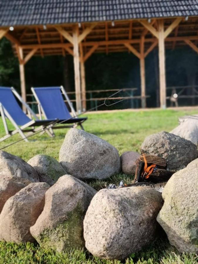 Stajnia Karczow Hotell Eksteriør bilde