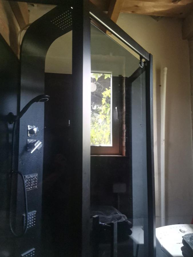 Stajnia Karczow Hotell Eksteriør bilde